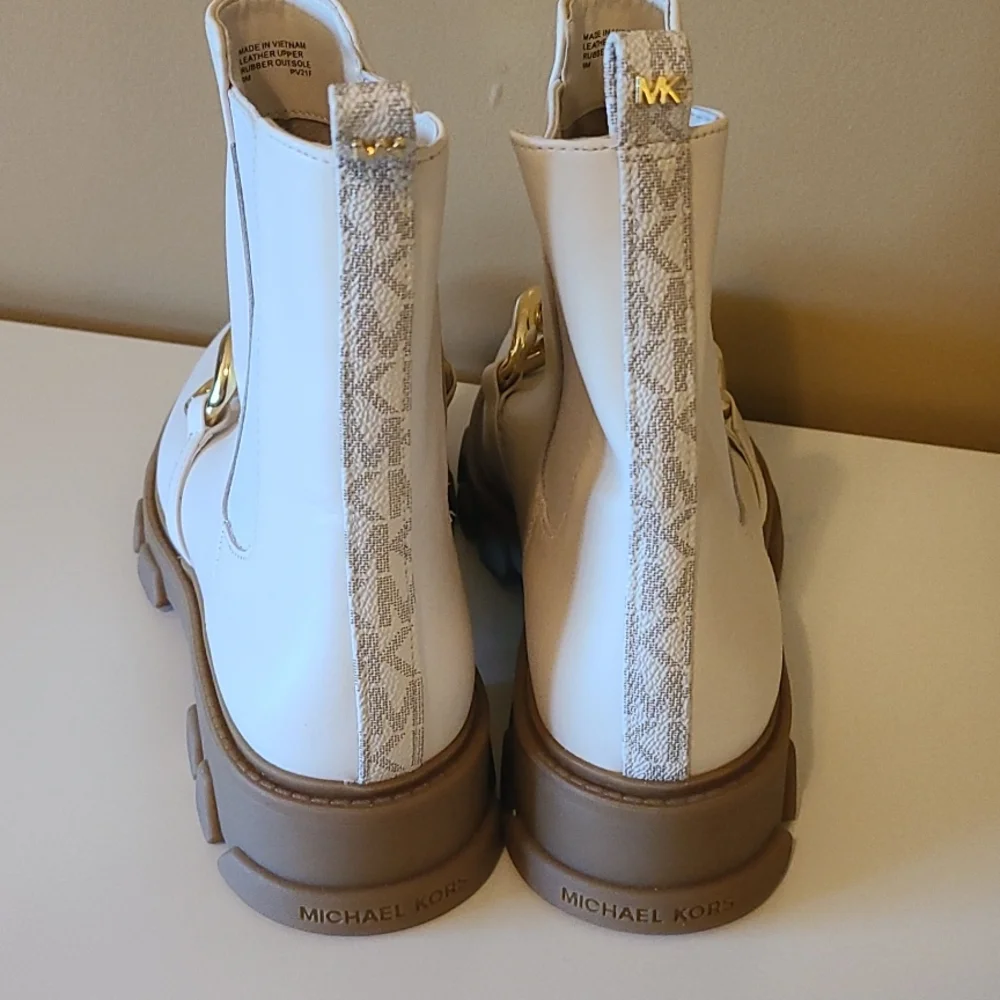 Michael Kors Leather Chain Boots 9 - Picture 3 of 7